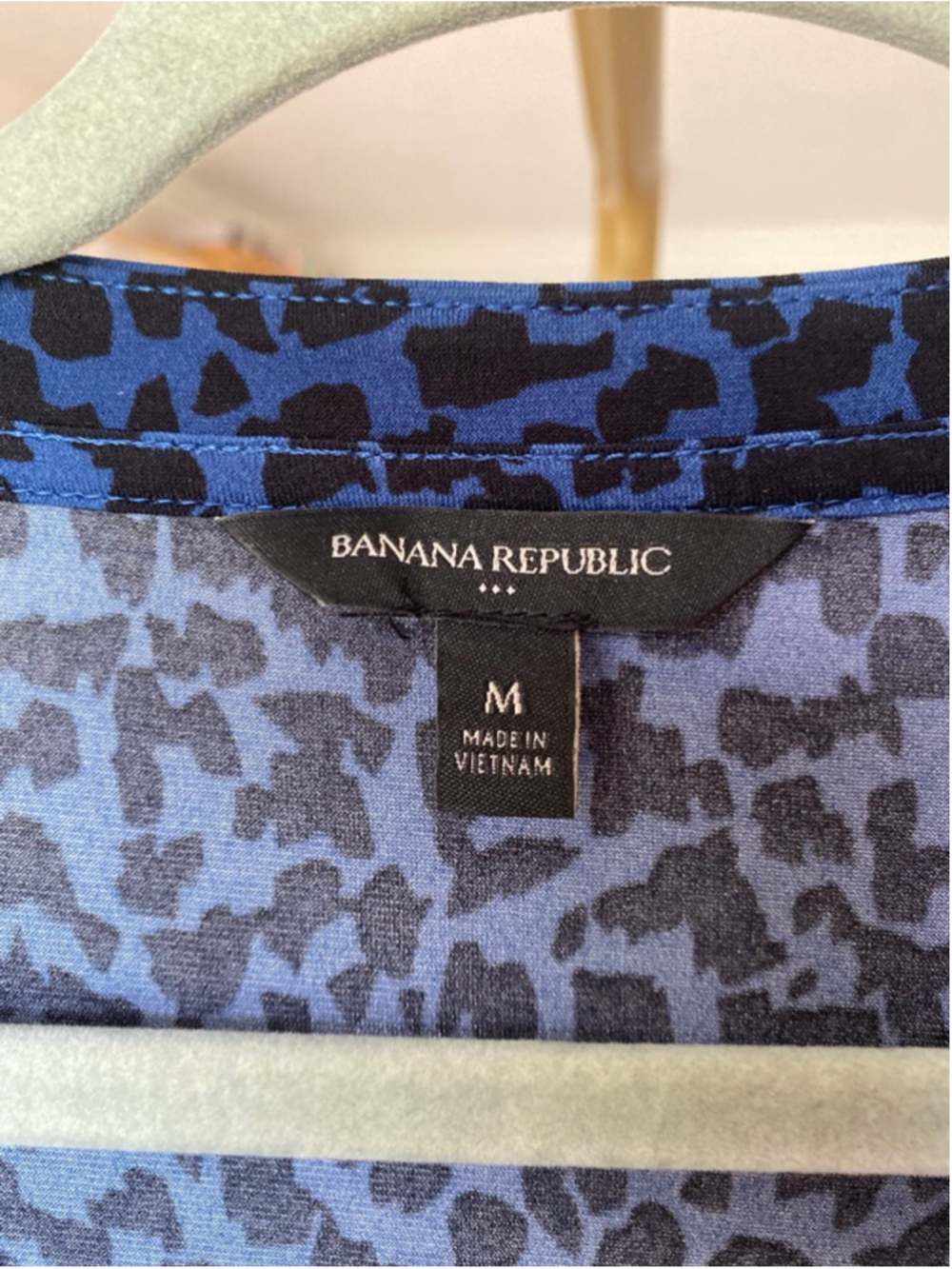 Banana Republic Leopard Wrap Dress Quiet Luxury Parisian Scandi Office Classic M - Picture 4 of 6